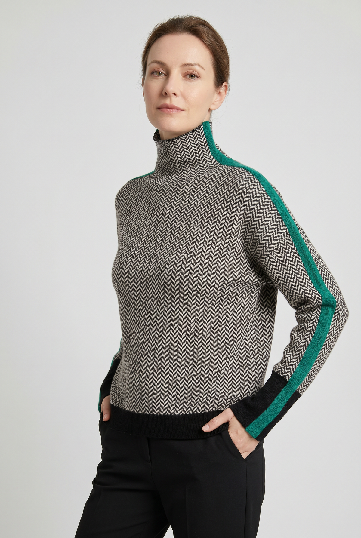 Marika | Bluza z Golfem w Kontrastowe Paski