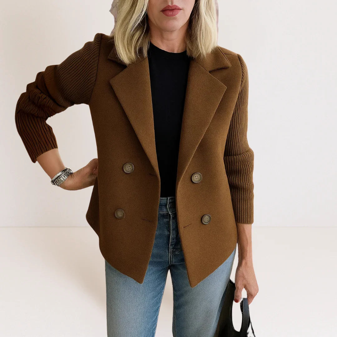Ankie | Elegancki Dwurzędowy Blazer z Dzianinowymi Rękawami