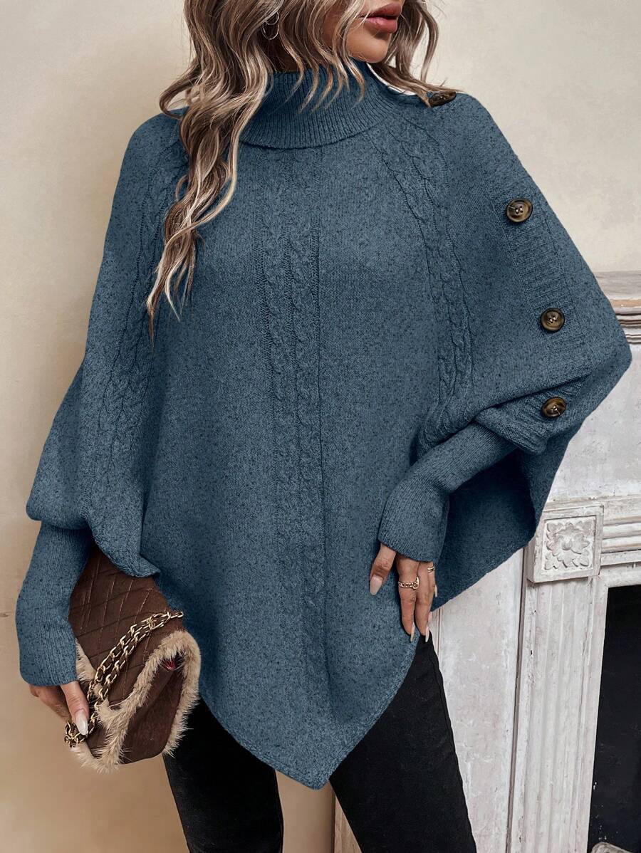 Adrianna – sweter ponczo z golfem i warkoczem