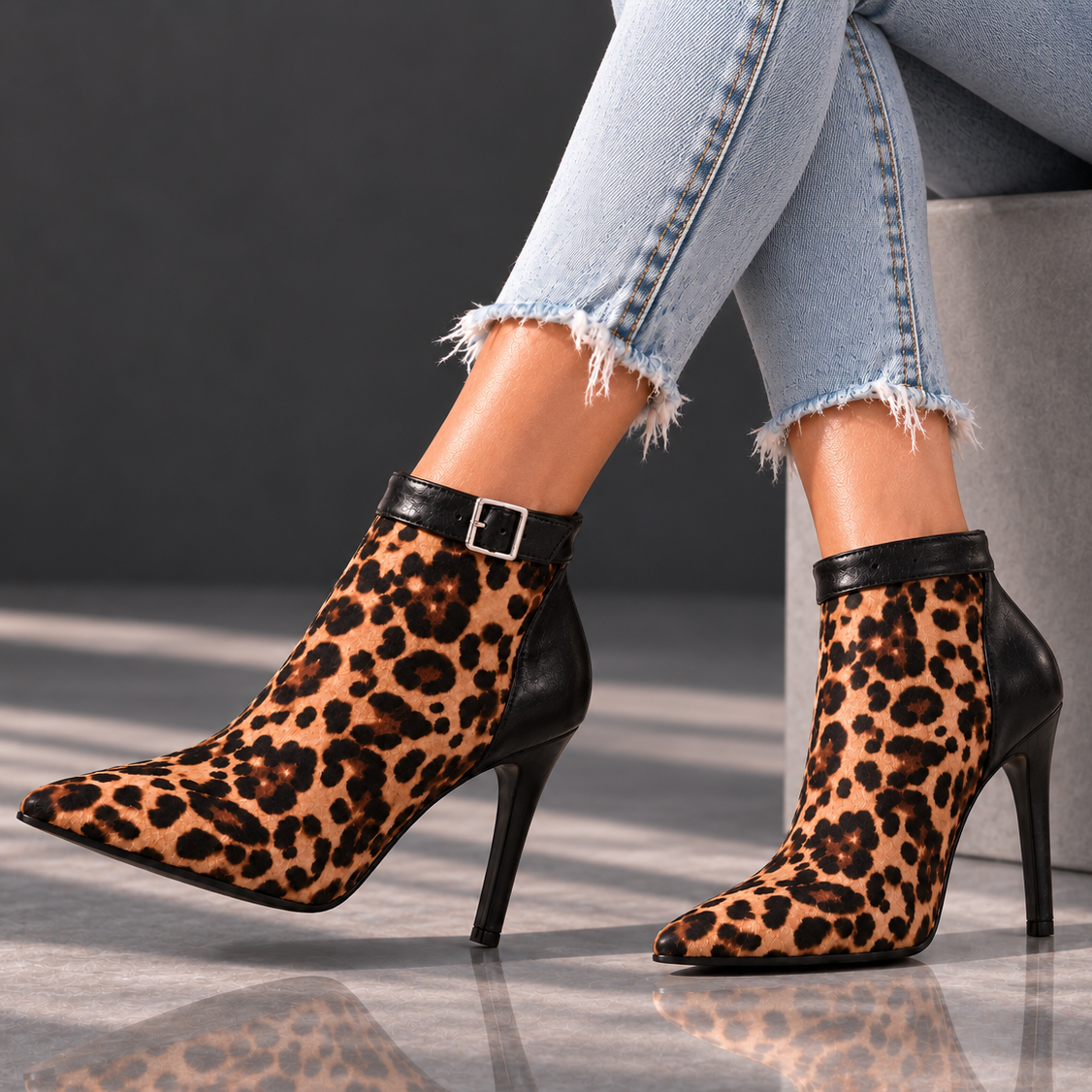 Laney | Szpilki w Panterkę