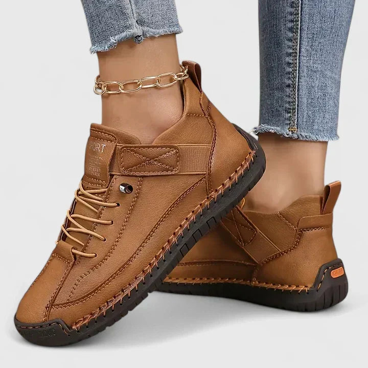 JANINA | Wsuwane sneakersy z pianki EVA